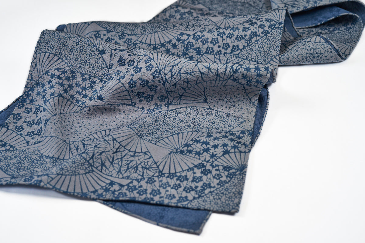 Scarf: Blue Large Fans (last piece)